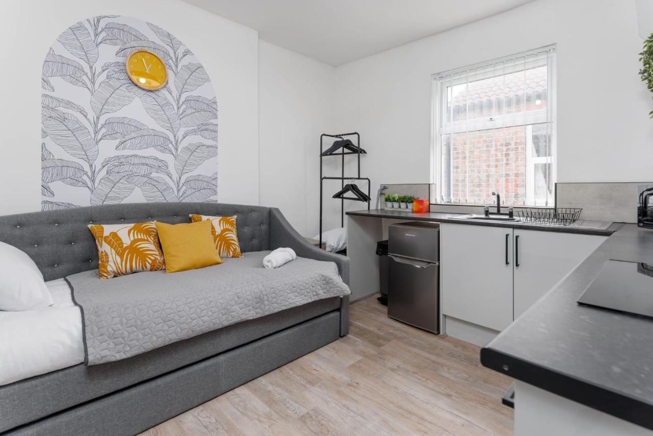 Newly Renovated Apartments In Liverpool - Extended Stay Exterior foto