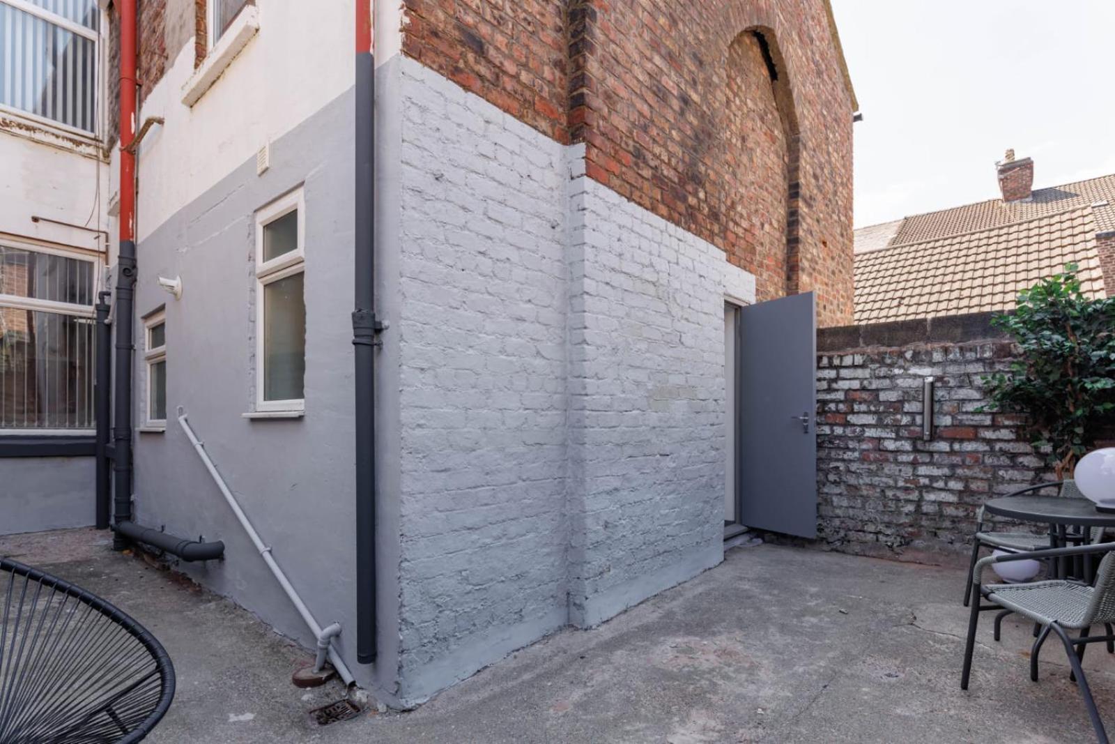Newly Renovated Apartments In Liverpool - Extended Stay Exterior foto